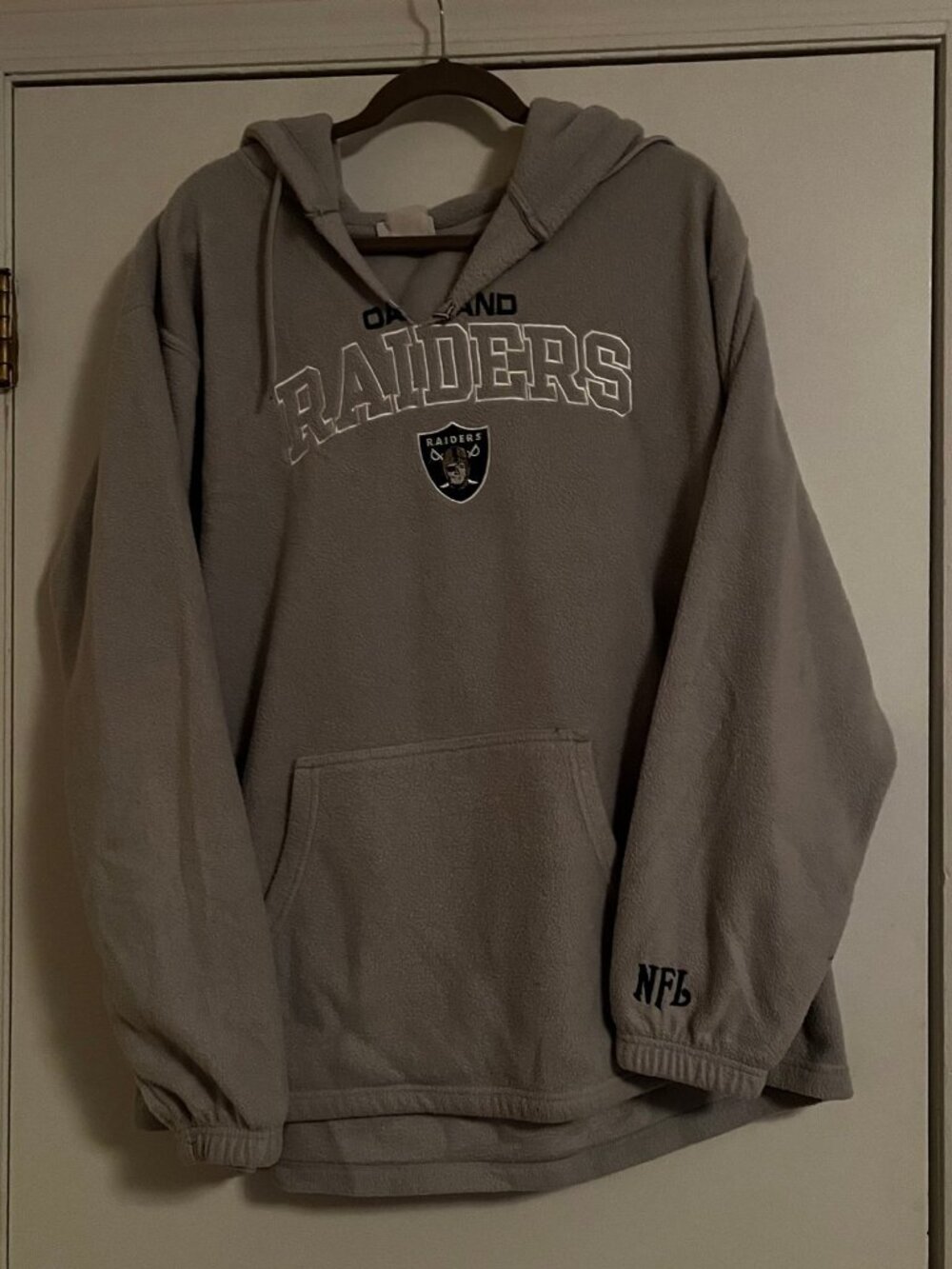 NFL Raiders Size 2xl Fleece Hoodie - Women’s